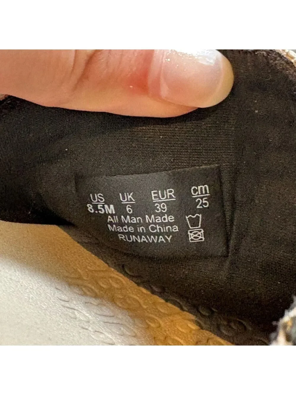 Bzees comfortable woven
